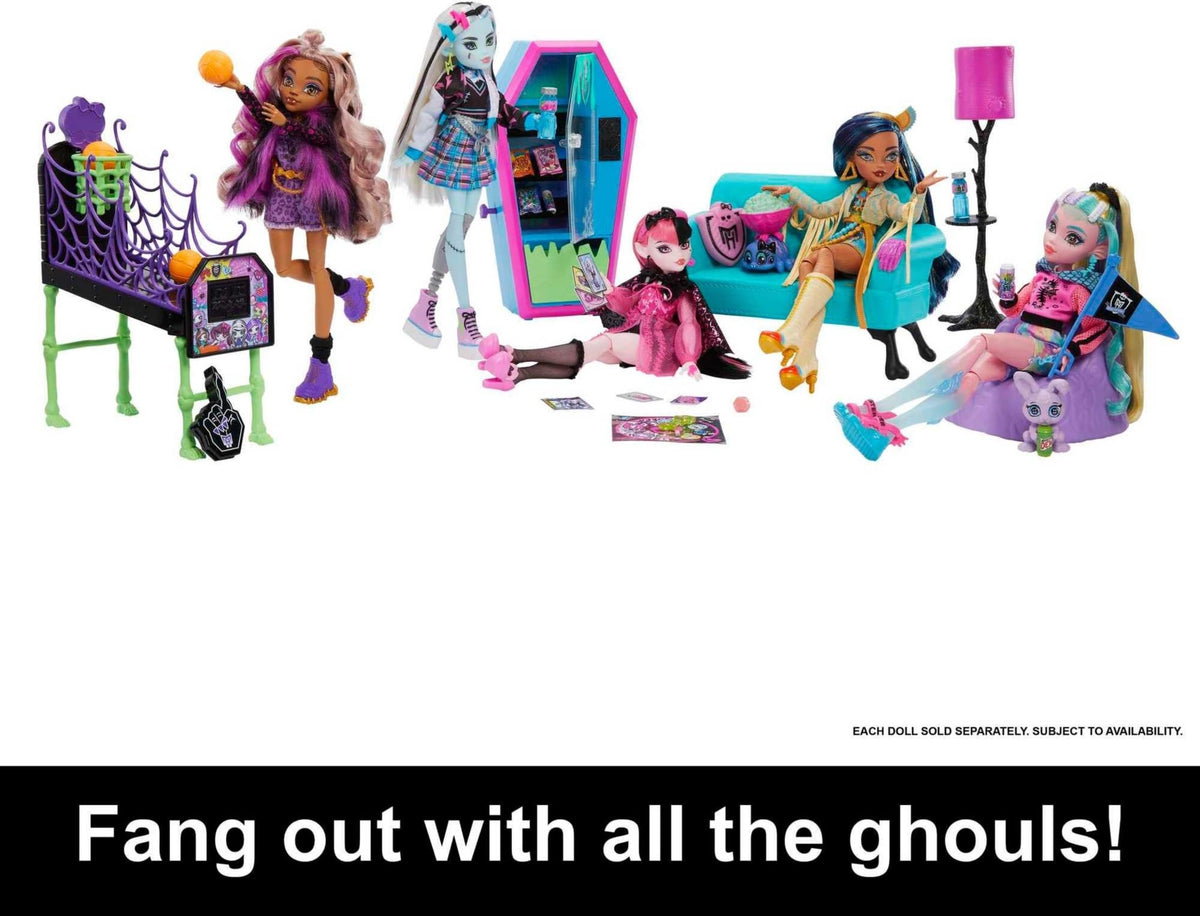 Monster High Playset with Doll House Furniture, 2 Pets & Accessories C150984
