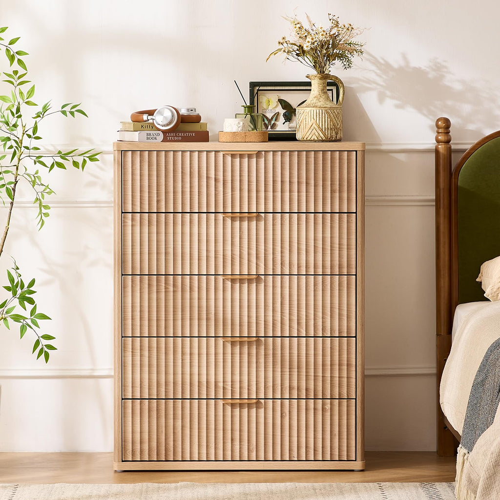 Fluted 5 Drawers Natural Wood Dresser B92145