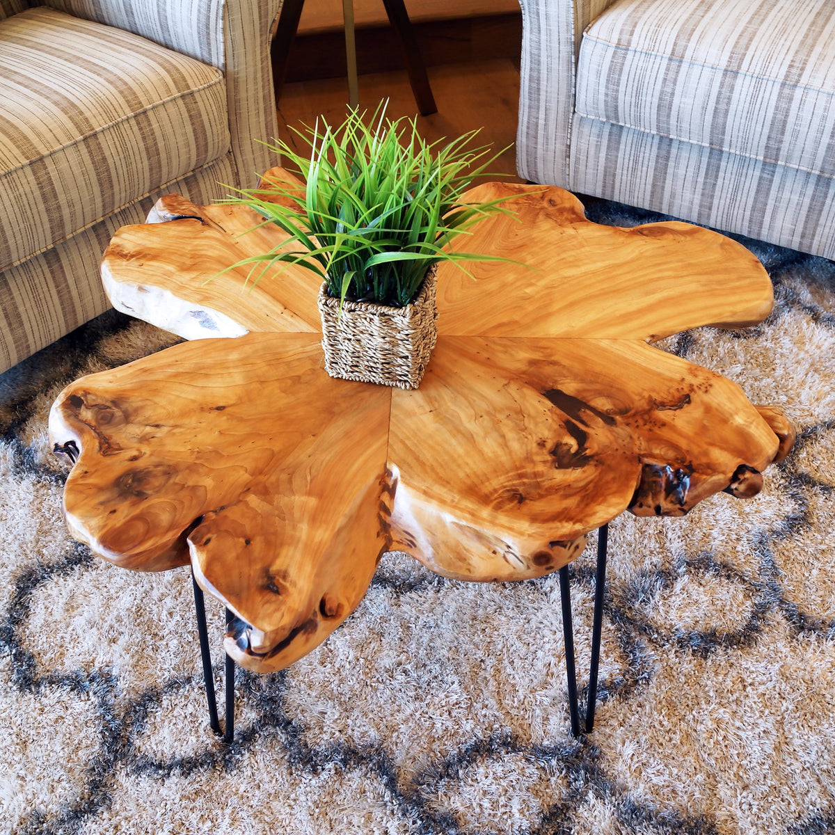 Flower-Shaped Live Edge Cedar Coffee Table U19381